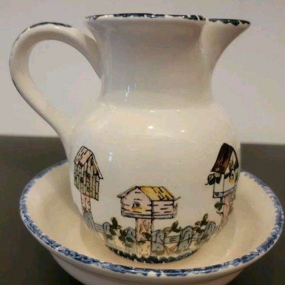 Vintage Collectible Ceramic International Heartland Decorative Pitcher & Basin - Picture 2 of 9